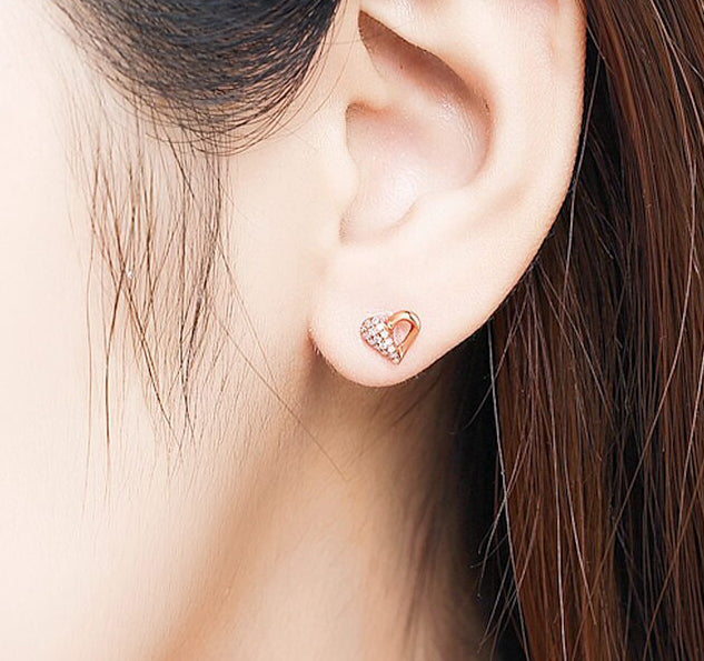.20 Carat Round Cut Diamond Heart Shape Stud Earrings in Rose Gold
