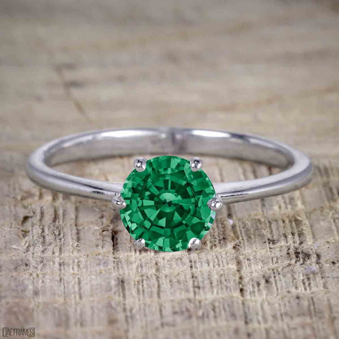 1 Carat Round cut Emerald Solitaire Engagement Ring in White Gold