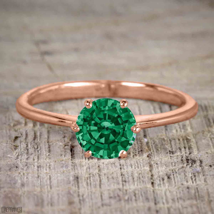 1.25 Carat Round cut Emerald and Diamond Wedding Ring Set in Rose Gold