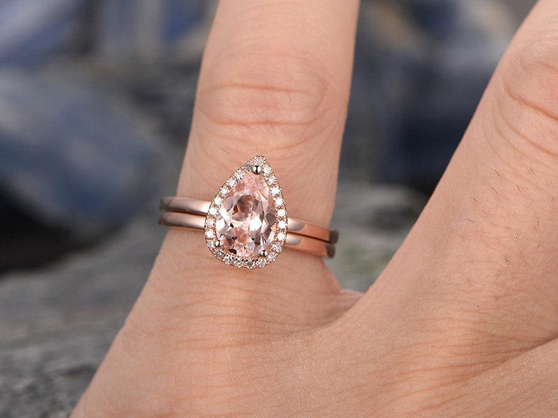 Perfect 1.25 Carat Pear Cut Morganite and Diamond Wedding Ring Set with Plain Band in Rose Gold