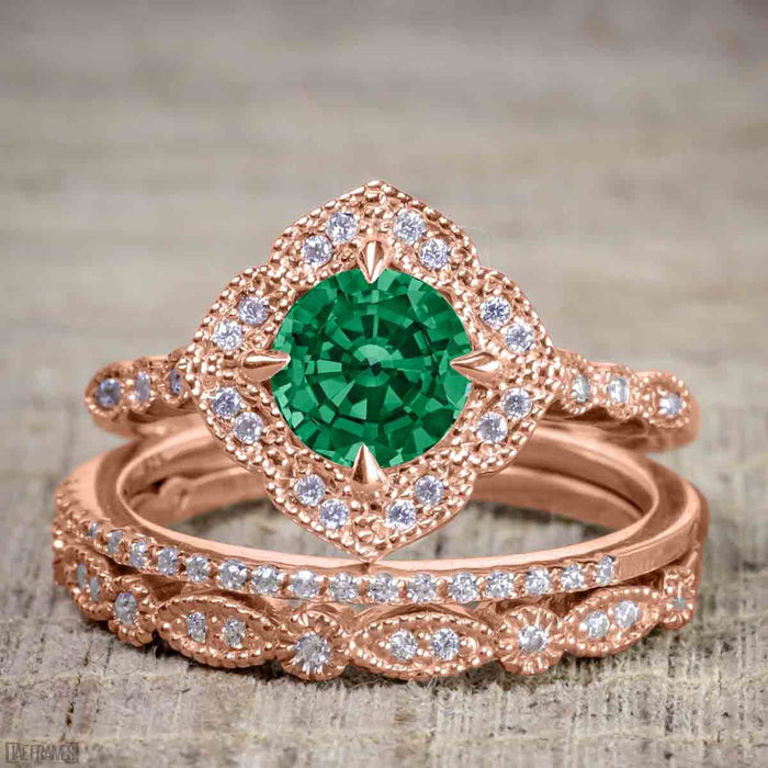 Affordable 2.50 Carat Round cut Emerald and Diamond Antique Wedding Trio Ring Set in Rose Gold