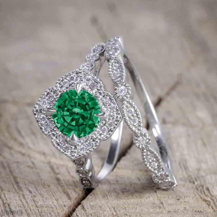 Antique Vintage 2 Carat Emerald and Diamond Halo Wedding Ring Set for Women in White Gold