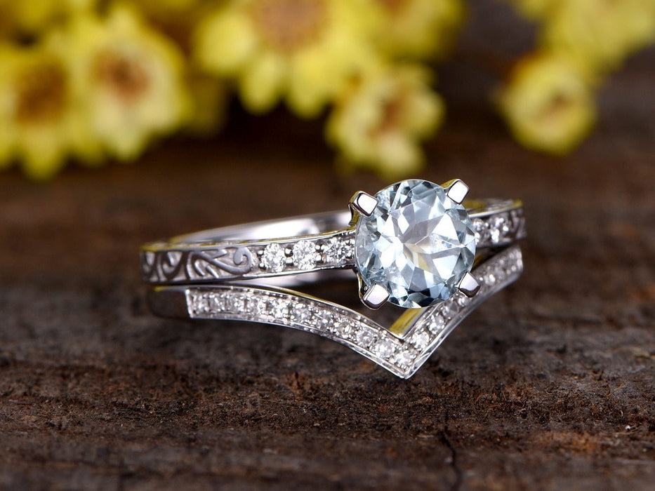 1.5 Carat Round Cut Aquamarine and Diamond Halo Wedding Ring Set in White Gold