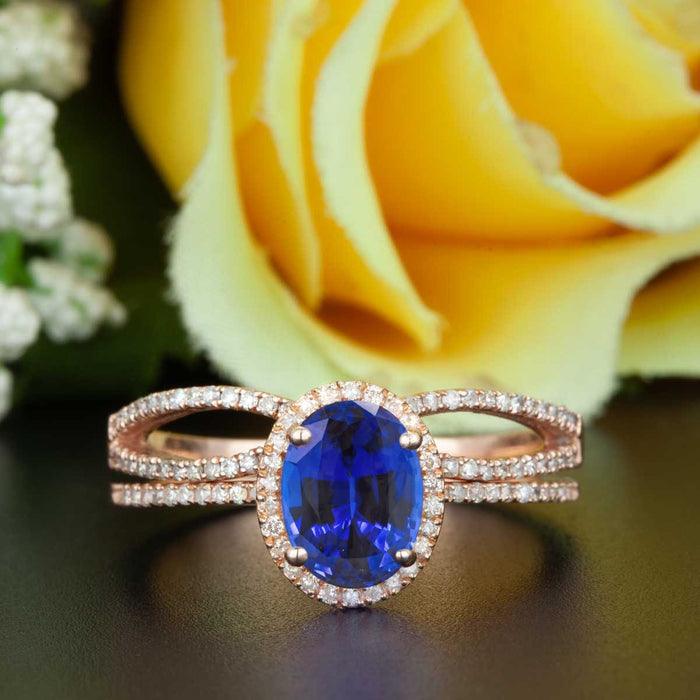 2 Carat Oval Cut Sapphire and Diamond Wedding Ring Set in Rose Gold Dazzling Ring