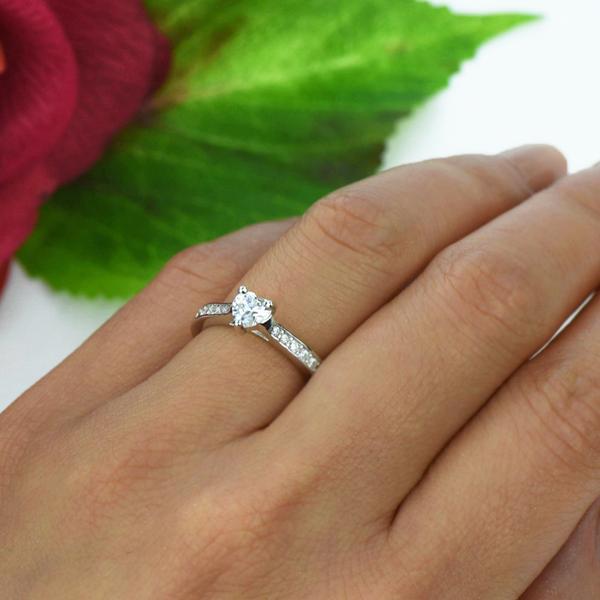Diamond rings hotsell 0.5 carat