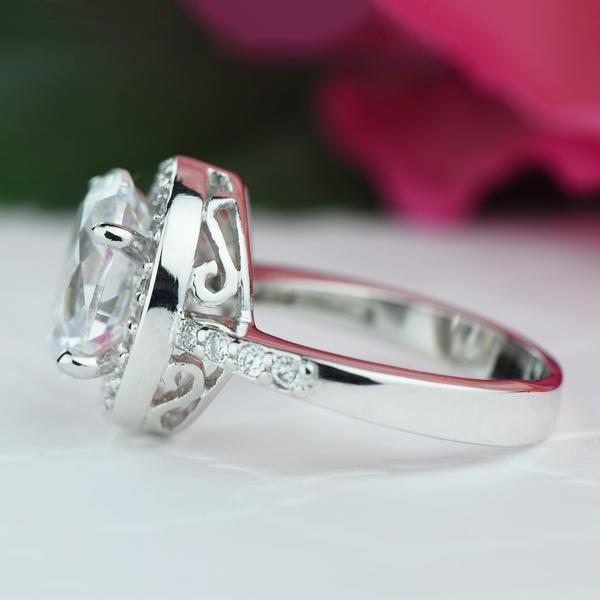 Belais Art Deco Diamond Filigree Engagement Ring