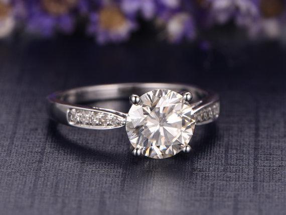 1.25 Carat Round Cut Moissanite and Diamond Wedding Ring in 9k White Gold