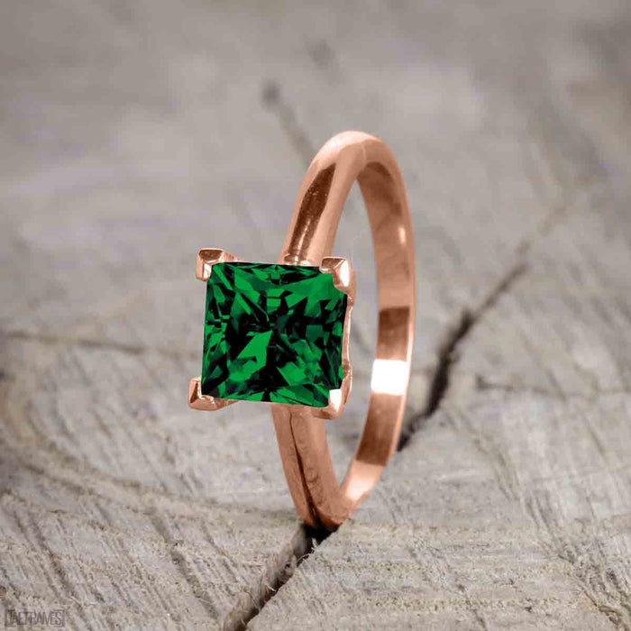 Unique 1.50 Carat Princess cut Emerald and Diamond Trio Wedding Ring Set in Rose Gold for Her