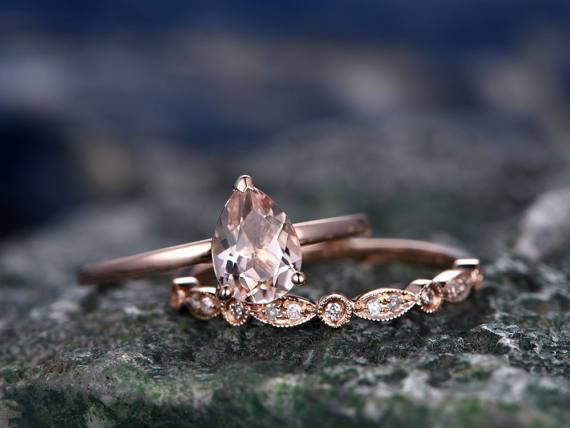 Solitaire sales morganite ring