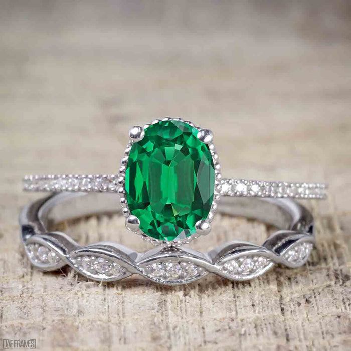 1.50 Carat Oval cut Emerald and Diamond Solitaire Trio Wedding Bridal Ring Set in White Gold