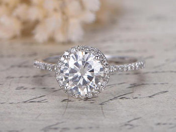Antique 1.50 Carat Round Cut Moissanite and Diamond Wedding Ring in White Gold