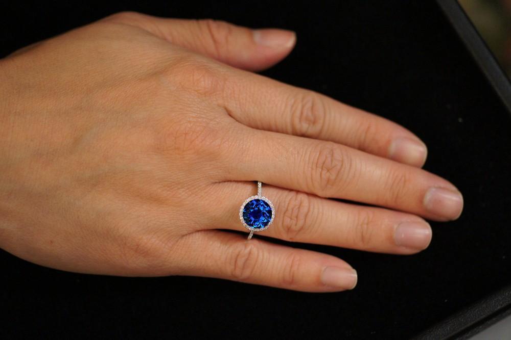 2.50 Carat Huge Sapphire and Diamond Halo Classic Engagement Ring