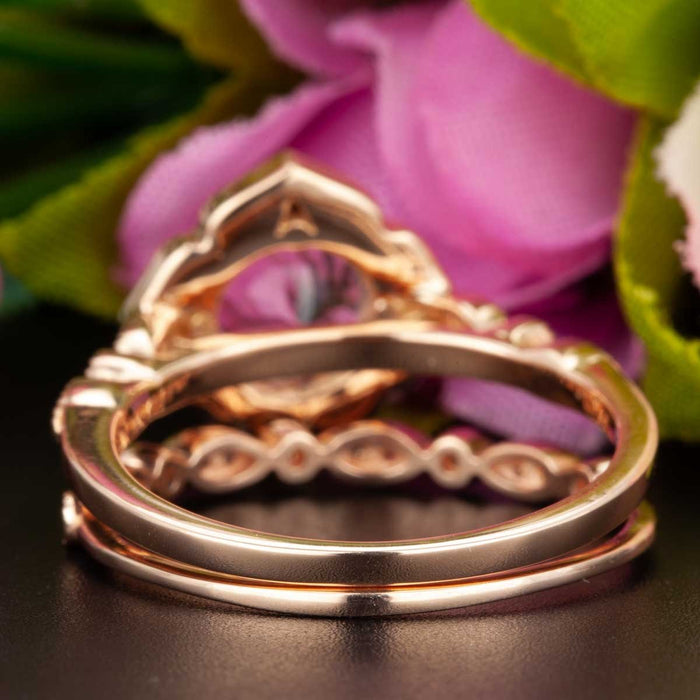 Vintage 1.50 Carat Round Cut Peach Morganite and Diamond Wedding Bridal Ring Set in Rose Gold for Women