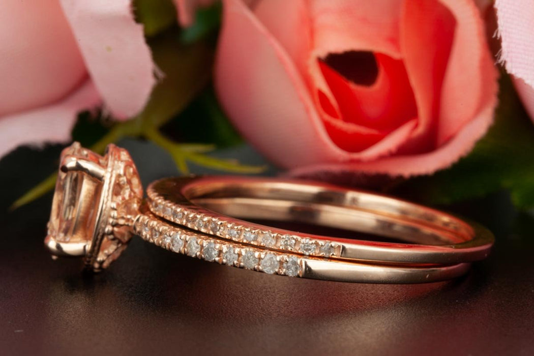 Elegant 1.50 Carat Oval Cut Black Diamond and Diamond Wedding Ring Set in Rose Gold