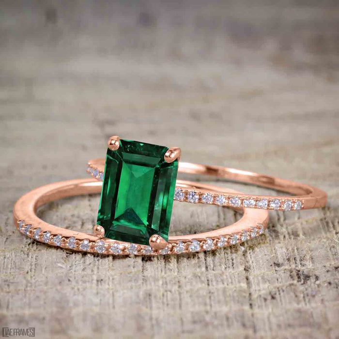 Perfect 1.25 Carat emerald cut Emerald and Diamond Bridal Ring Set in Rose Gold