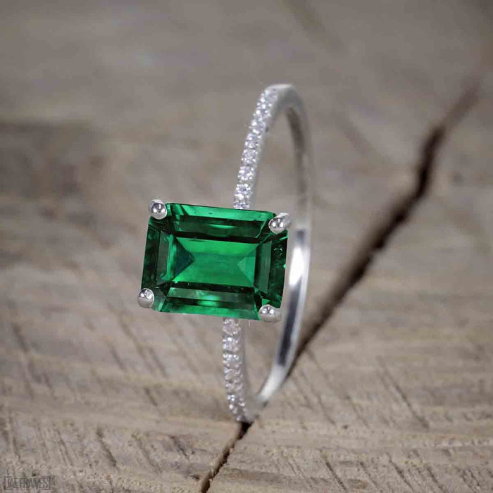 Vintage design 1.25 Carat emerald cut Emerald and Diamond Wedding Set for Women in White Gold