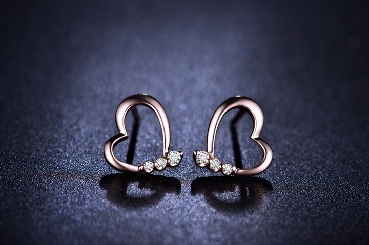 Heart Shape .10 Carat Round Cut Diamond Stud Earrings in Rose Gold