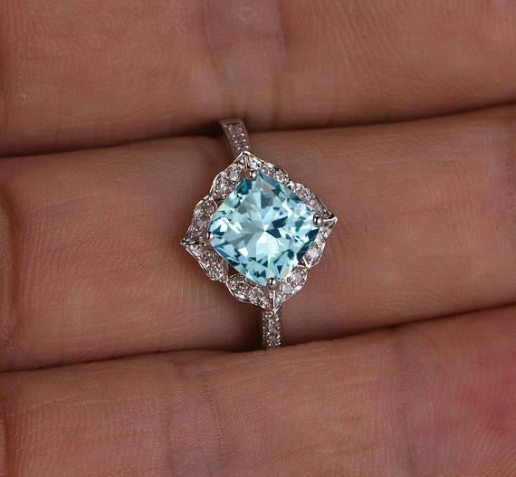 Antique style 1.25 Carat Aquamarine and Diamond Engagement Ring in White Gold