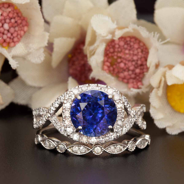 Big 1.50 Carat Round Cut Sapphire and Diamond Bridal Ring Set in White Gold