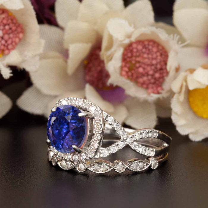 Big 1.50 Carat Round Cut Sapphire and Diamond Bridal Ring Set in White Gold