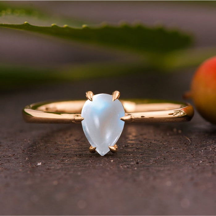 Solitaire 1.50 Carat Pear Shape Cabochon Cut Blue Moonstone 6 Prong Engagement Ring in Yellow Gold