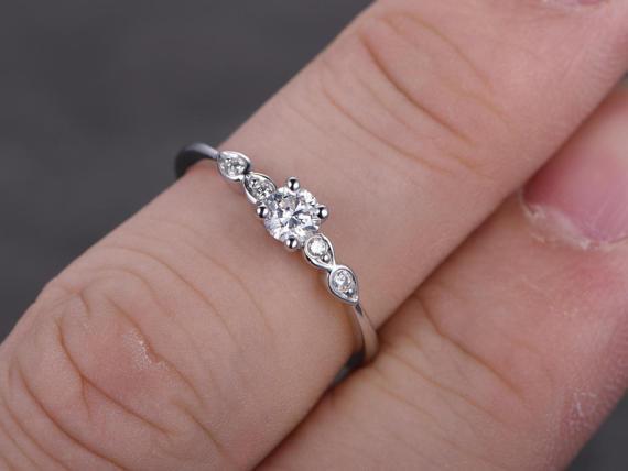 5 Stone 1.25 Carat Round Cut Moissanite and Diamond Engagement Ring in White Gold