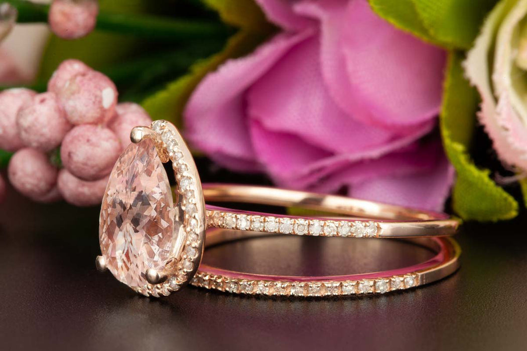Classic 1.50 Carat Pear Cut  Peach Morganite and Diamond Bridal Ring Set in Rose Gold