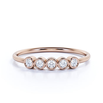 5 Stone Round Cut Diamond Stackable Ring in Rose Gold