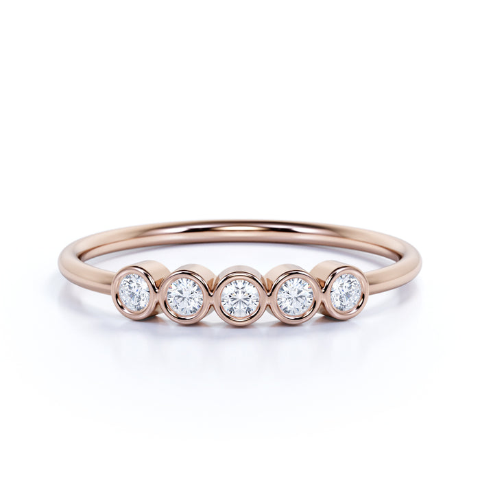 5 Stone Round Cut Diamond Stackable Ring in Rose Gold