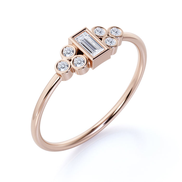 Artdeco Bezel Set Emerald and Round Cut Diamond Stacking Ring in Rose Gold