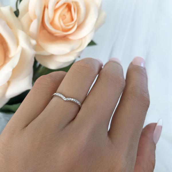 Minimal 0.25 Carat Fifteen  Stones Chevron Wedding Band in White Gold over Sterling Silver