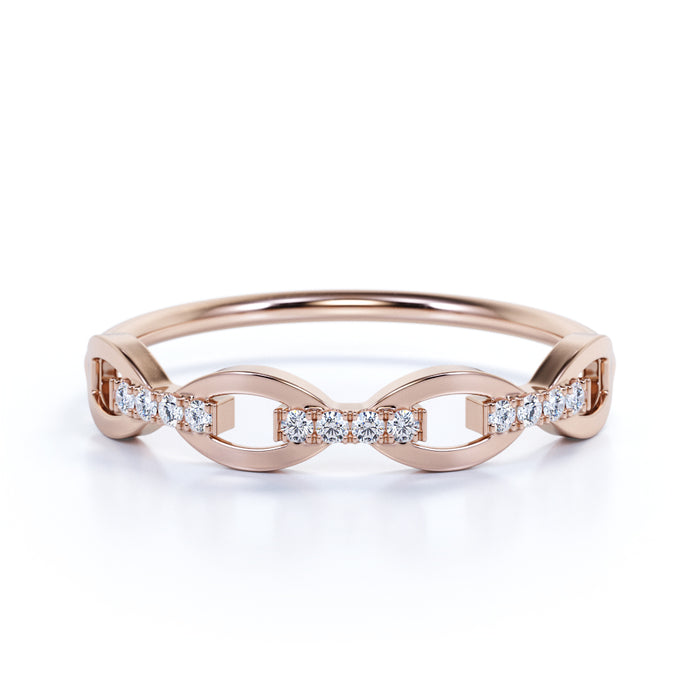 12 Stone Chain Link Stacking Wedding Ring with Square Cut Diamonds in Rose Gold