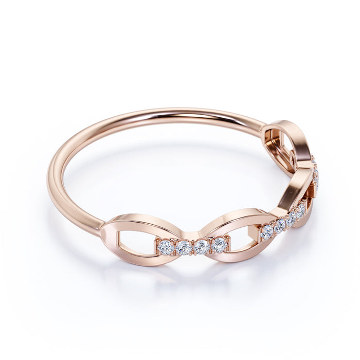 12 Stone Chain Link Stacking Wedding Ring with Square Cut Diamonds in Rose Gold