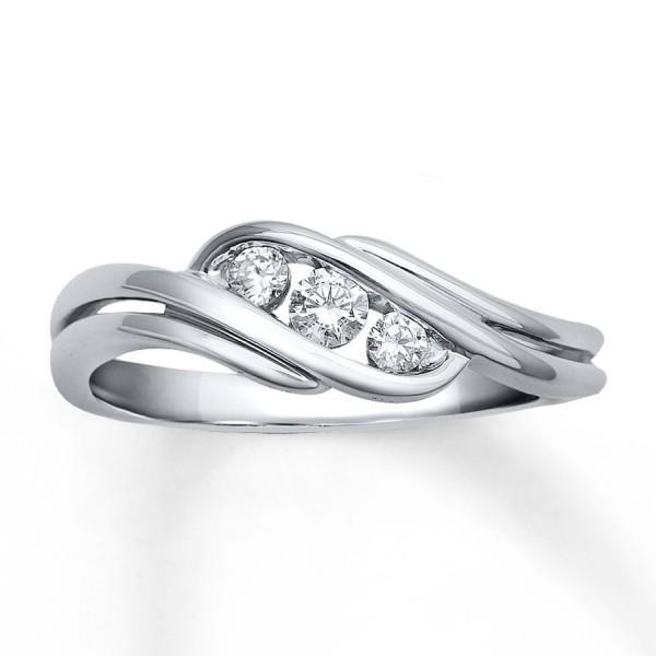 Beautiful 1/4 Carat Trilogy Engagement Ring
