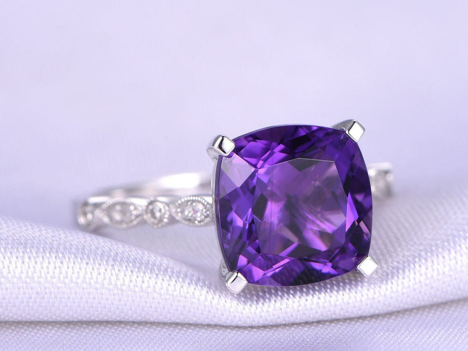 1.50 Carat Cushion Amethyst and Diamond Engagement Ring in White gold